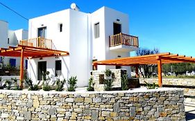Village Arcadia